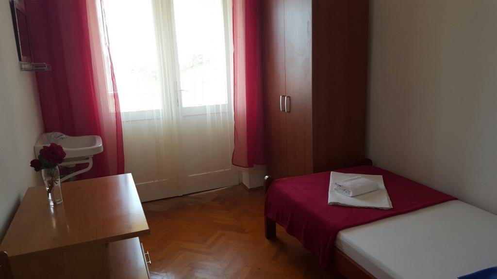 Guesthouse Jenny (Adults Only) Novalja Exterior photo